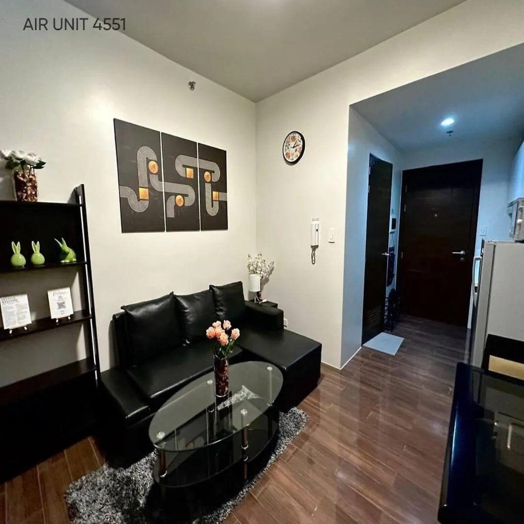 Hotel Staycation Near Makati & Ayala Malls Manila Filipíny